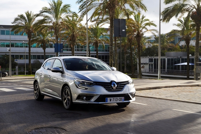 Renault Mégane Energy TCe 130 Intens Renault Mégane Energy TCe 130 Intens