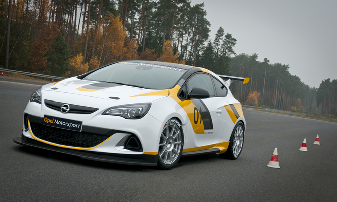 ...für die Stufen drei und vier ist die kommende Modellgeneration des Opel Corsa in Planung. ...für die Stufen drei und vier ist die kommende Modellgeneration des Opel Corsa in Planung.