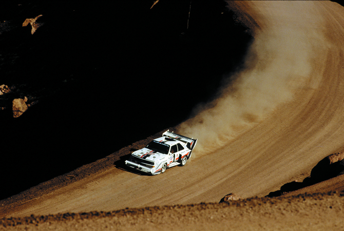 Walter Röhl volta ao Pikes Peak com o Audi Sport quattro S1 original Walter Röhl volta ao Pikes Peak com o Audi Sport quattro S1 original