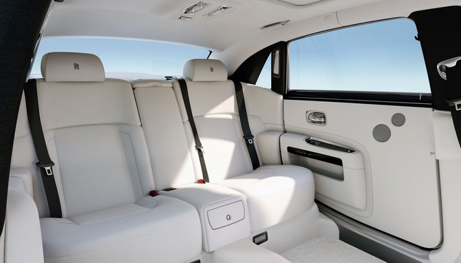 Rolls-Royce Ghost LWB Rolls-Royce Ghost LWB