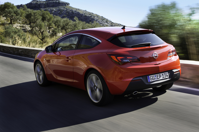 Opel Astra GTC 1.6 Direct Injection Turbo Opel Astra GTC 1.6 Direct Injection Turbo
