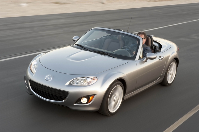 Mazda MX-5 Special Edition Power Retractable HT Mazda MX-5 Special Edition Power Retractable HT
