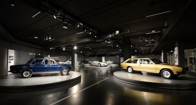 L'exposition a été inaugurée le 12 mars, date anniversaire de la naissance de Giovanni Agnelli, et sera ouverte au public jusqu'au 2 juin. L'exposition a été inaugurée le 12 mars, date anniversaire de la naissance de Giovanni Agnelli, et sera ouverte au public jusqu'au 2 juin.