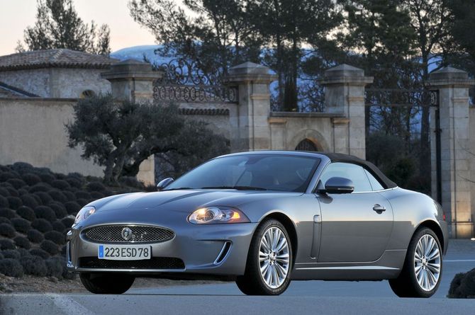 Jaguar XK Convertible 5.0L V8 Jaguar XK Convertible 5.0L V8