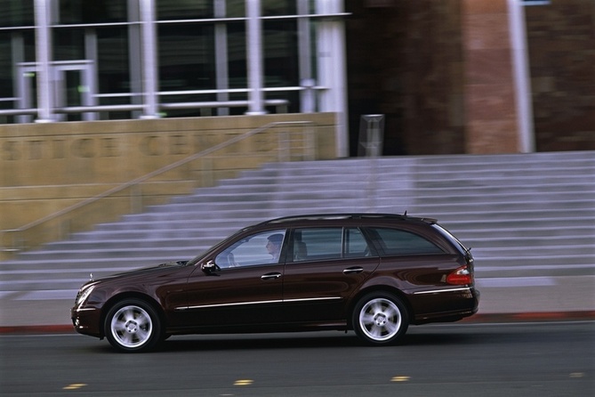 Mercedes-Benz E 220 CDI Estate Mercedes-Benz E 220 CDI Estate