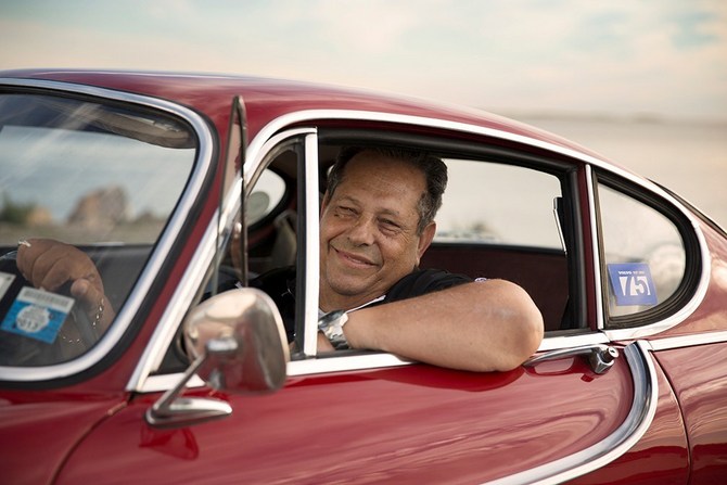 Irv Gordon fuhr drei Millionen Meilen mit seinem Volvo P1800 Irv Gordon fuhr drei Millionen Meilen mit seinem Volvo P1800