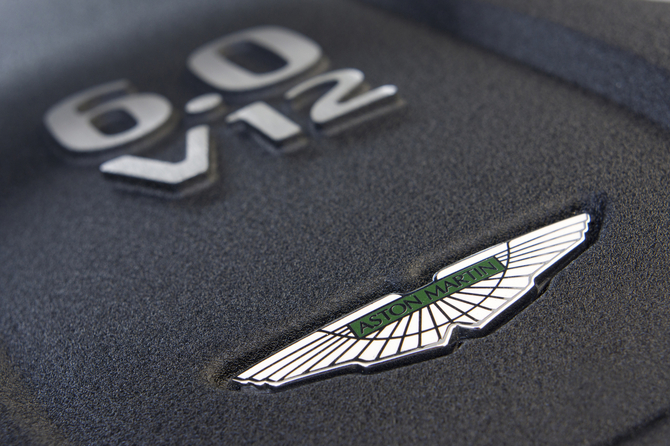 Aston Martin DB9 Morning Frost Aston Martin DB9 Morning Frost