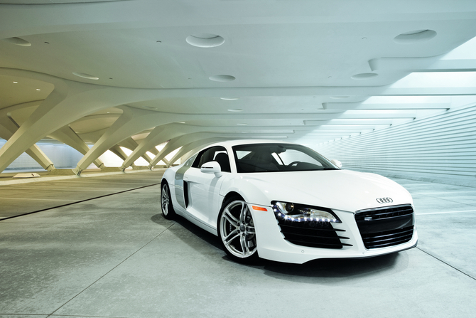 Audi R8 5.2 Coupe quattro R tronic Audi R8 5.2 Coupe quattro R tronic