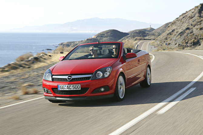 Opel Astra Twintop 1.6 Turbo Opel Astra Twintop 1.6 Turbo