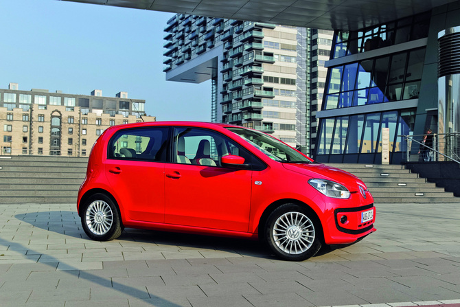 Volkswagen Up 1.0 cheer up! BlueMotion Technology Volkswagen Up 1.0 cheer up! BlueMotion Technology