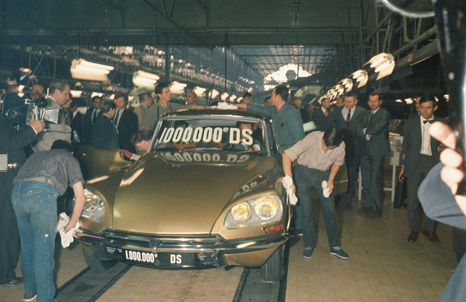 In 1969, 1.000.000 DS had been produced In 1969, 1.000.000 DS had been produced