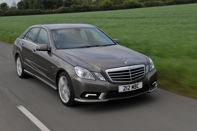 Mercedes-Benz E 250 CDI BE 4Matic Auto Mercedes-Benz E 250 CDI BE 4Matic Auto