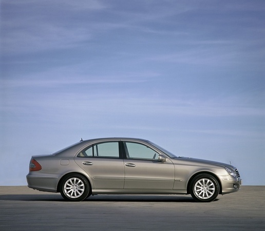 Mercedes-Benz E 420 CDI Mercedes-Benz E 420 CDI