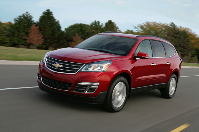 2013 Chevy Traverse Gets New Face, Upgraded Materials and Better Ride 2013 Chevy Traverse Gets New Face, Upgraded Materials and Better Ride