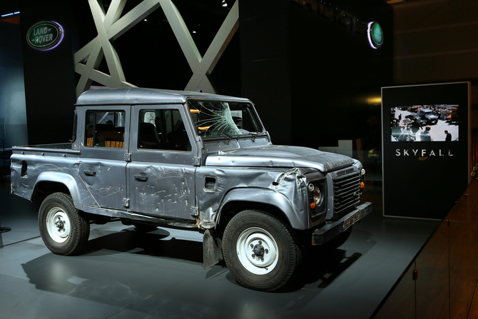 Land Rover Defender 130 Double Cabin Pick Up E Land Rover Defender 130 Double Cabin Pick Up E