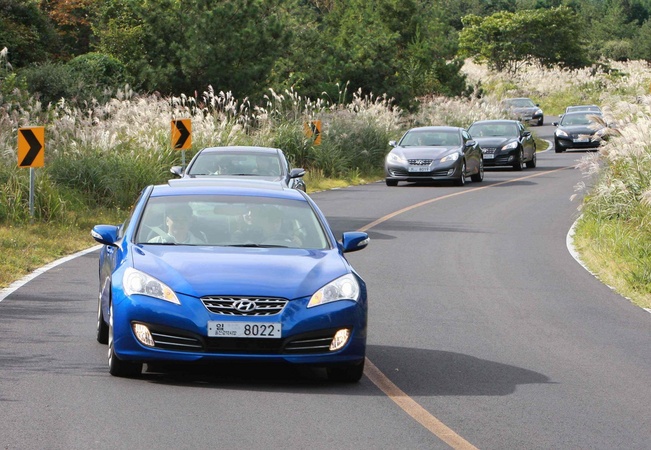 Hyundai Genesis Coupé 3.8 Grand Touring Auto With Navigation Hyundai Genesis Coupé 3.8 Grand Touring Auto With Navigation