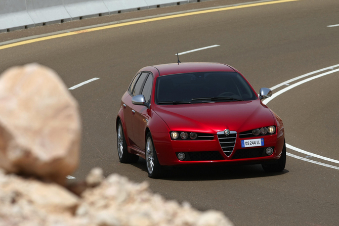 Alfa Romeo 159 SW 2.0 JTDm 16v 170cv Distinctive Sport Alfa Romeo 159 SW 2.0 JTDm 16v 170cv Distinctive Sport