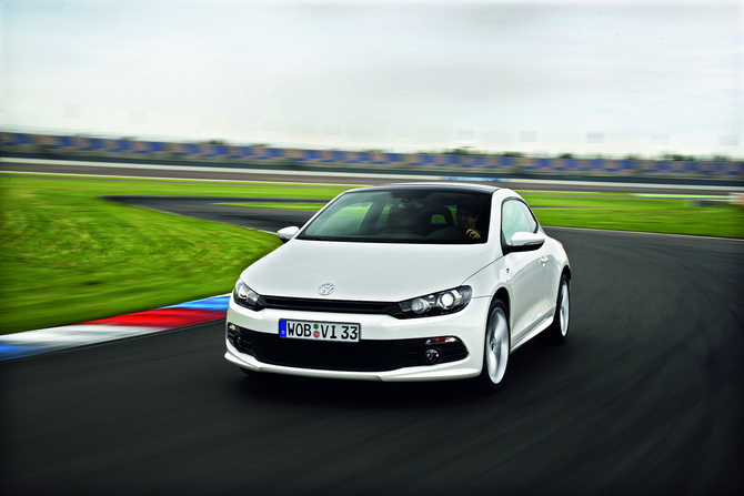 Volkswagen Scirocco 2.0I TDI 140hp R-Line Volkswagen Scirocco 2.0I TDI 140hp R-Line