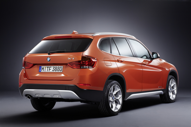 BMW X1 xDrive28i BMW X1 xDrive28i