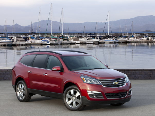 2013 Chevy Traverse Gets New Face, Upgraded Materials and Better Ride 2013 Chevy Traverse Gets New Face, Upgraded Materials and Better Ride