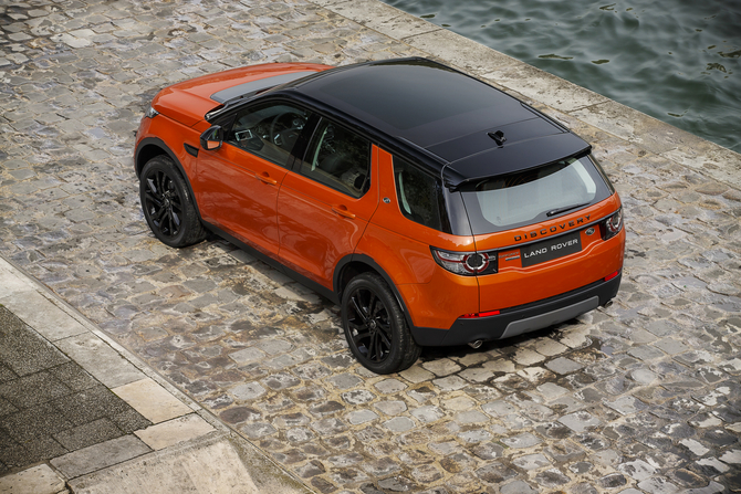 Land Rover Discovery Sport 2.2 SD4 4x4 HSE Land Rover Discovery Sport 2.2 SD4 4x4 HSE