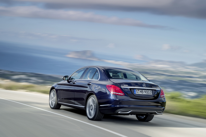 Mercedes-Benz C-Class 5 Mercedes-Benz C-Class 5