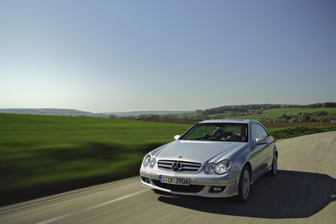 Mercedes-Benz CLK 270 CDI Automatic Mercedes-Benz CLK 270 CDI Automatic