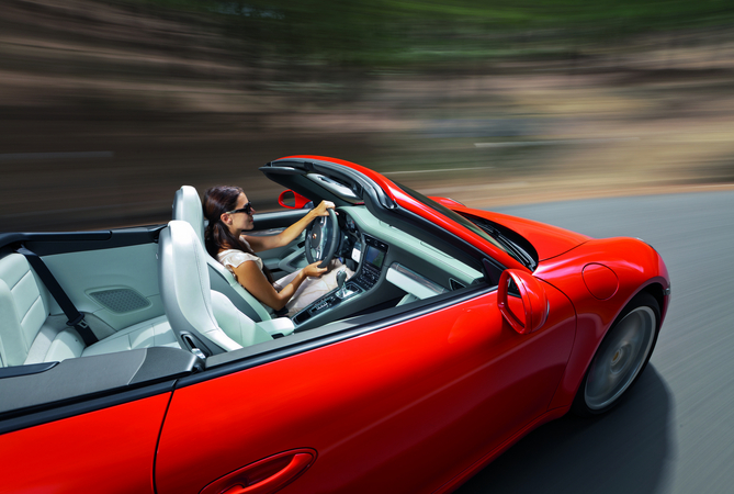 Porsche unveils Cabrio version of the new 911 generation Porsche unveils Cabrio version of the new 911 generation