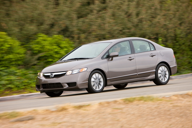 Honda Civic DX-VP 5-Spd AT Honda Civic DX-VP 5-Spd AT
