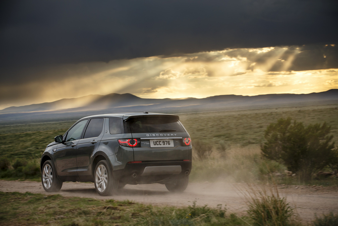 Land Rover Discovery Sport 2.2 SD4 4x4 S Land Rover Discovery Sport 2.2 SD4 4x4 S