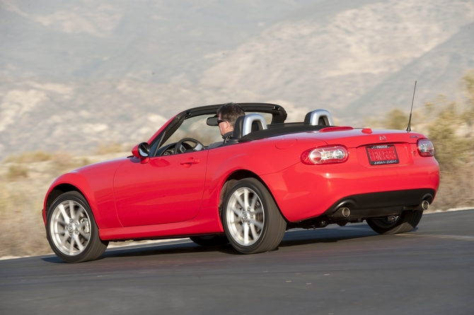 Mazda MX-5 Sport Mazda MX-5 Sport