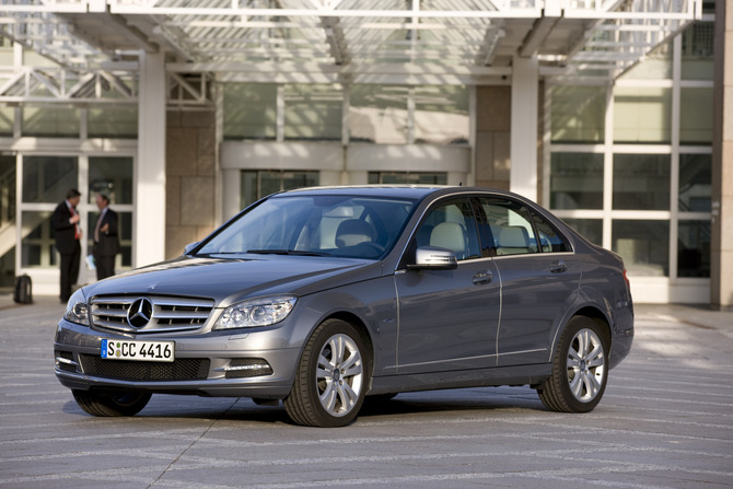 Mercedes-Benz C 350 CDI BlueEfficiency Auto 4Matic Mercedes-Benz C 350 CDI BlueEfficiency Auto 4Matic