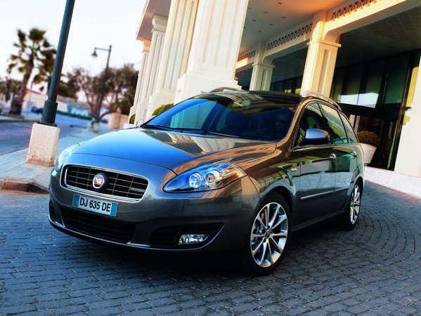 Fiat Croma 2.4 Multijet 20v Automatic Fiat Croma 2.4 Multijet 20v Automatic
