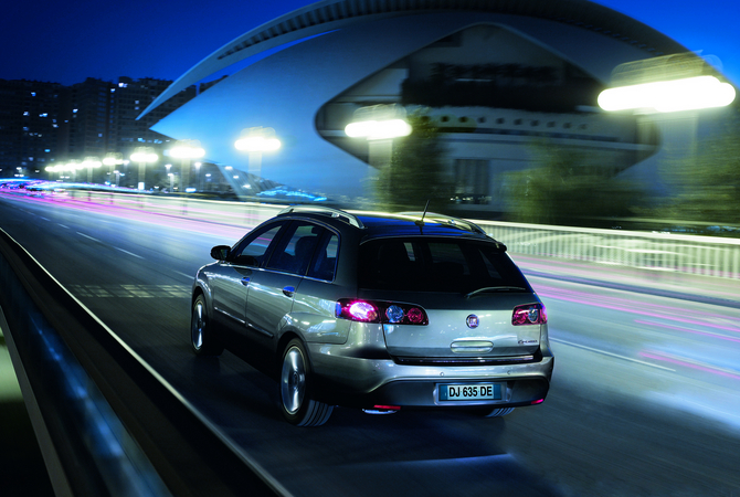 Fiat Croma 2.4 Multijet 20v Automatic Fiat Croma 2.4 Multijet 20v Automatic