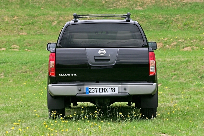 Nissan Navara Double Cab Automatic Nissan Navara Double Cab Automatic