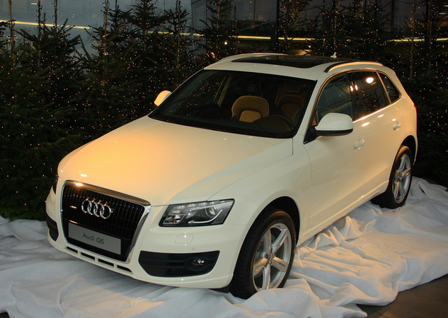 Audi Q5 2.0 TDI quattro Audi Q5 2.0 TDI quattro