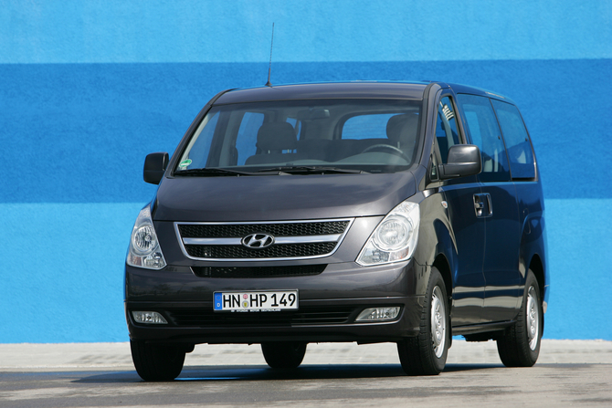 Hyundai H-1 Travel 2.5 CRDi Hyundai H-1 Travel 2.5 CRDi