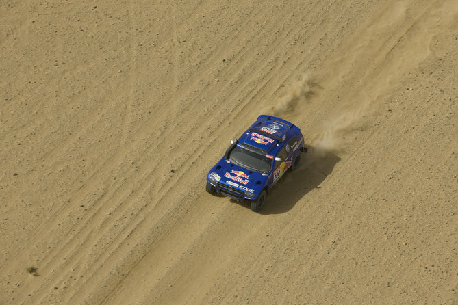 Carlos Sainz Working Closely with Volkswagen to Develop WRC Car Carlos Sainz Working Closely with Volkswagen to Develop WRC Car