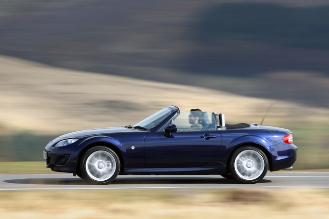 Mazda MX-5 Open 2.0i SE Mazda MX-5 Open 2.0i SE