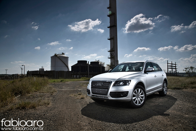 Audi Q5 2.0 TFSI quattro Audi Q5 2.0 TFSI quattro