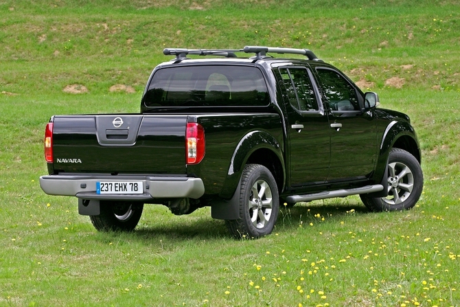 Nissan Navara Double Cab Automatic Nissan Navara Double Cab Automatic