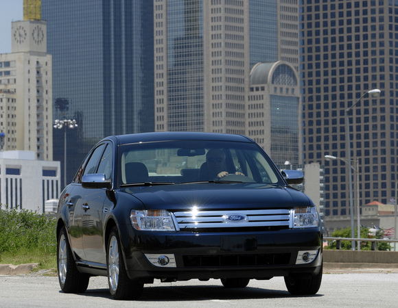 Ford Taurus AWD Ford Taurus AWD