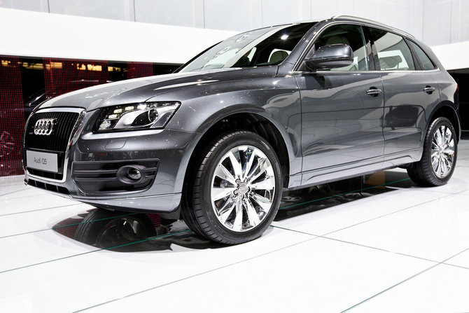 Audi Q5 3.0 TDI quattro Audi Q5 3.0 TDI quattro