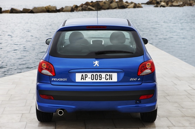 Peugeot 206+ Trendy 1.4 HDi Peugeot 206+ Trendy 1.4 HDi