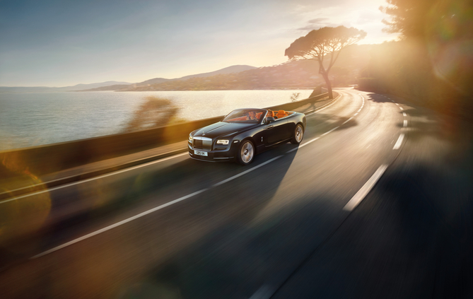 The Rolls-Royce Dawn will be equipped with a bi-turbo V12 6.6 liters engine, the same used in the Ghost The Rolls-Royce Dawn will be equipped with a bi-turbo V12 6.6 liters engine, the same used in the Ghost