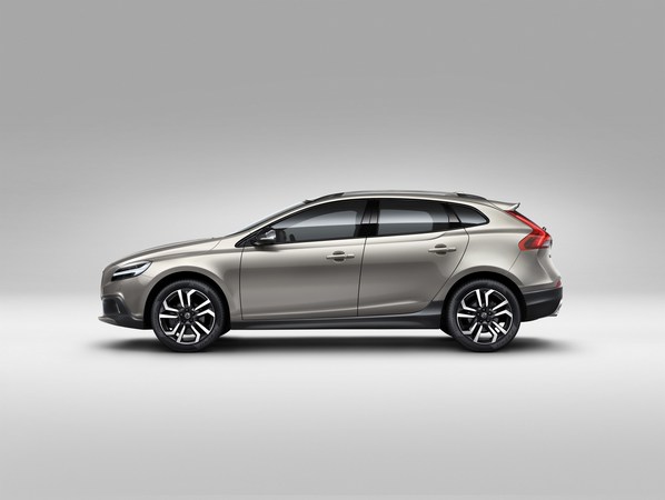 Volvo V40 Cross Country D2 Geartronic Volvo V40 Cross Country D2 Geartronic