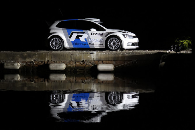 Carlos Sainz Working Closely with Volkswagen to Develop WRC Car Carlos Sainz Working Closely with Volkswagen to Develop WRC Car
