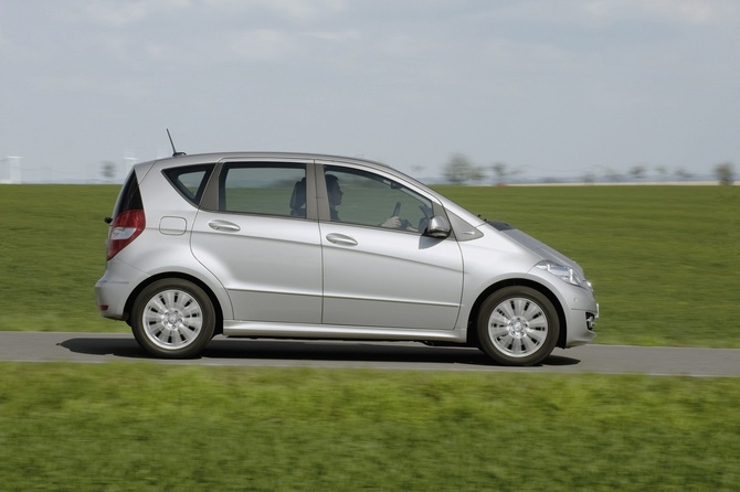 Mercedes-Benz A 160 Auto (FL) Mercedes-Benz A 160 Auto (FL)