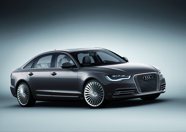 O Audi A6L E-Tron tem a mesma carroçaria e interior de um A6 base O Audi A6L E-Tron tem a mesma carroçaria e interior de um A6 base