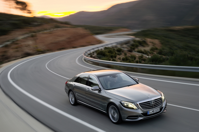 It is competing against the Panamera S E-Hybrid It is competing against the Panamera S E-Hybrid